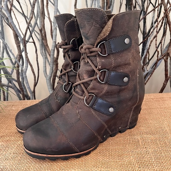 Sorel Shoes - Sorel Joan of Arc Mid Wedge Booties Size 10